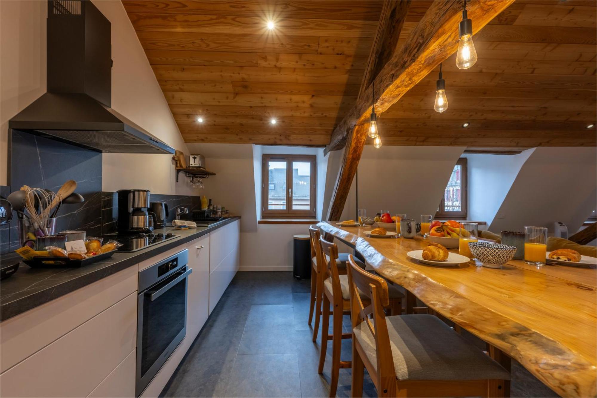 Superbe Loft - Situ Sur La Place Centrale Barcelonnette Εξωτερικό φωτογραφία